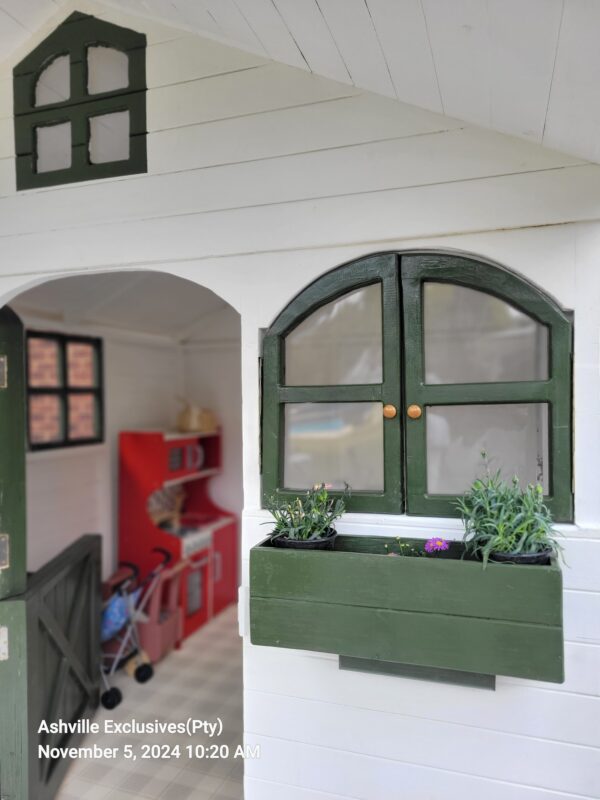 Exclusive Doll House