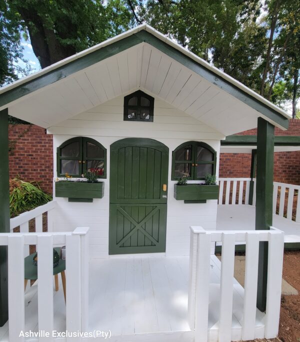 Exclusive Doll House